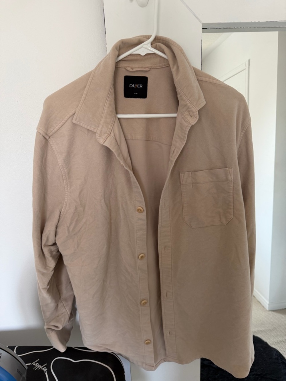 DU/ER Men's Beige Casual Button-Down Shirt